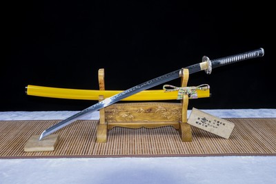 东皇武士刀T10烧刃