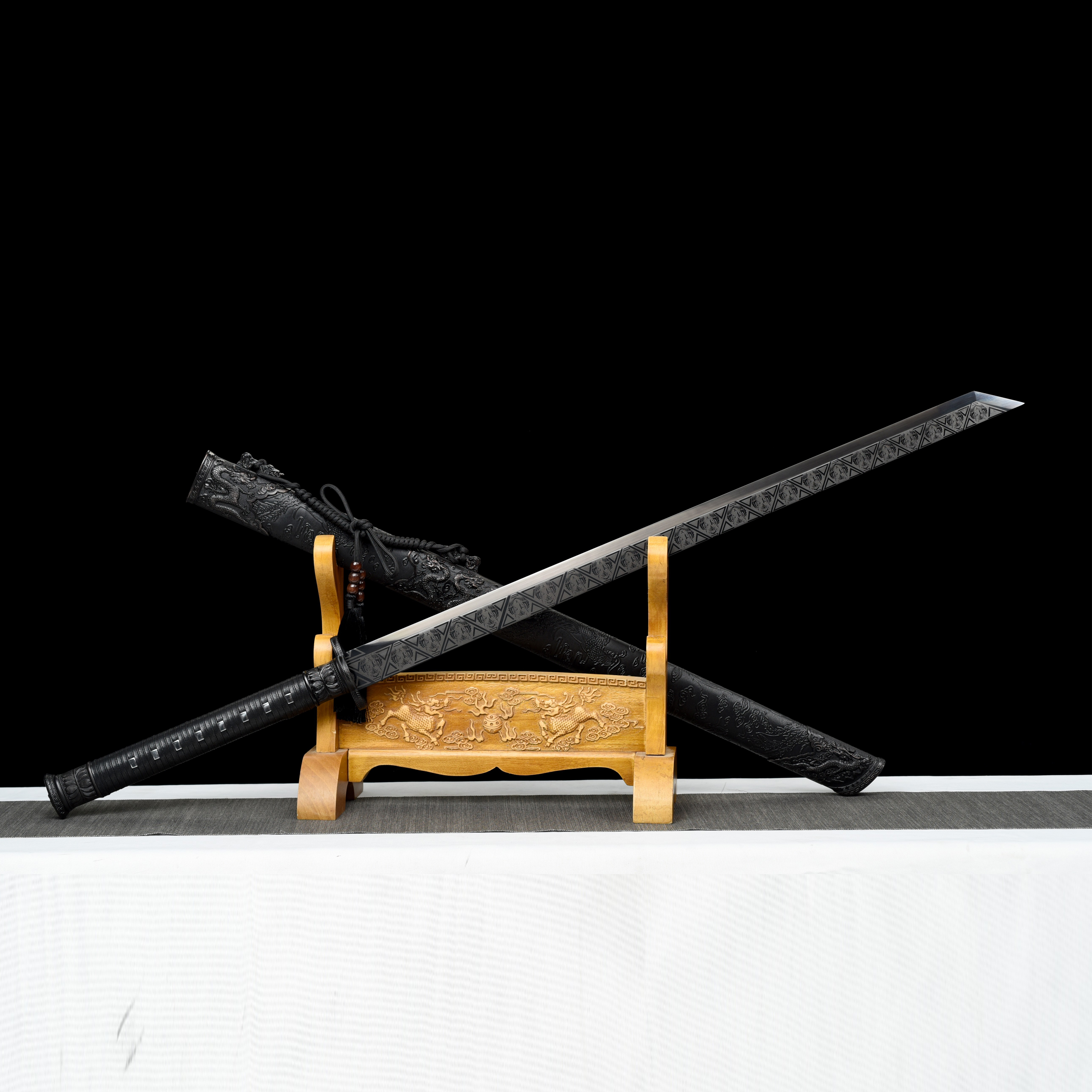 天鴻環首唐横刀百製鋼千目紋 古兵器 武具 刀装具 日本刀 模造刀 居合刀 天鴻環首唐横刀百製鋼千目紋 古兵器 武具 刀